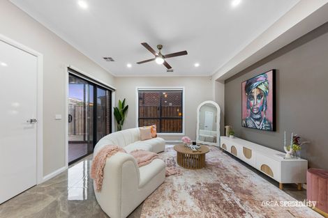 Property photo of 5 Lumbrook Parade Truganina VIC 3029