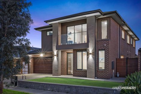 Property photo of 5 Lumbrook Parade Truganina VIC 3029