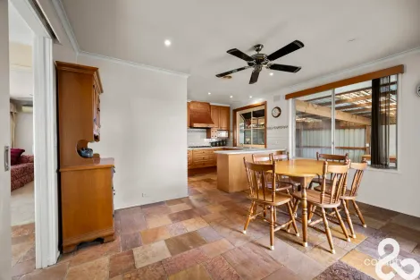 Property photo of 1 Savannah Crescent Epping VIC 3076