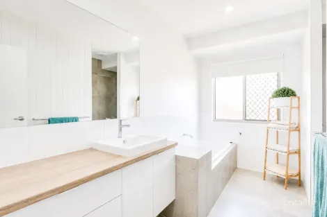 Property photo of 12 Beachcomber Place Bargara QLD 4670