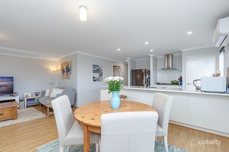 Property photo of 5 Conferta Link Banksia Grove WA 6031