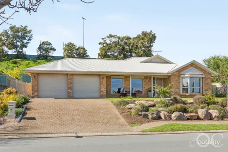 4 Annabelle Dr, Hallett Cove, SA 5158