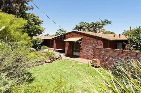 Property photo of 3 Pentland Avenue Duncraig WA 6023