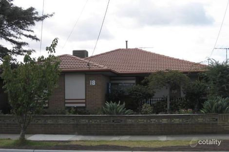 18 Swansea Pde, St Albans, VIC 3021