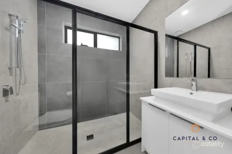 Property photo of 32 Cumberland Drive Mickleham VIC 3064