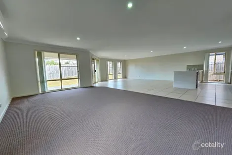 Property photo of 21 Oliver Place Ormeau QLD 4208