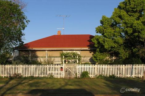 28 Steele St, Pittsworth, QLD 4356