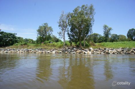 Property photo of 9 Riverside Parade Trinity Park QLD 4879