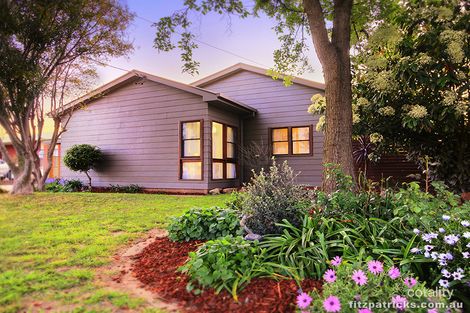 4 Inglis St, Lake Albert, NSW 2650