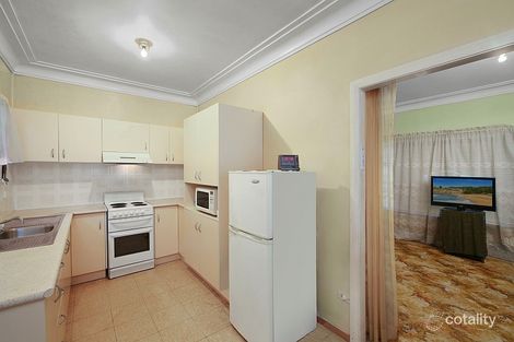 Property photo of 25 Fisher Road Point Clare NSW 2250