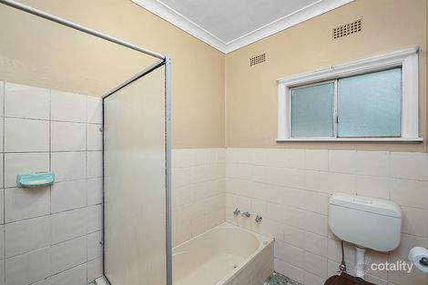 Property photo of 25 Fisher Road Point Clare NSW 2250