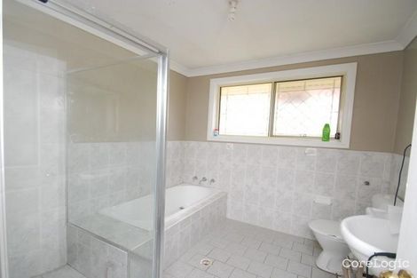 Property photo of 9 Tilpa Place Hoxton Park NSW 2171