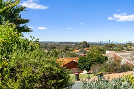 Property photo of 35 Bernedale Way Duncraig WA 6023