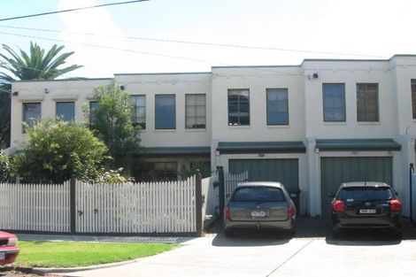 Property photo of 1/37 Toolambool Road Carnegie VIC 3163