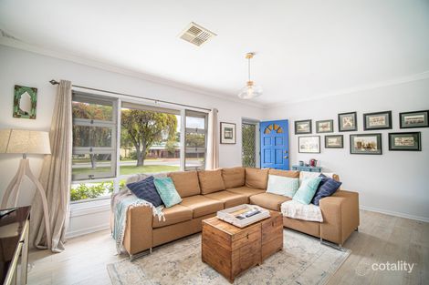 Property photo of 5 Pendeen Street Cloverdale WA 6105