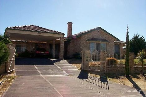 4 Wilkinson Gdns, Winthrop, WA 6150