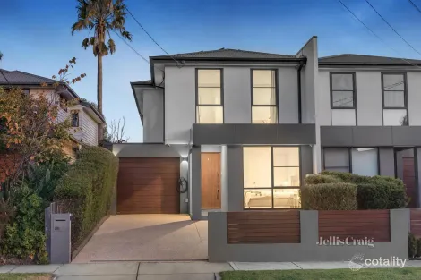 8b Adrian St, Bentleigh East, VIC 3165