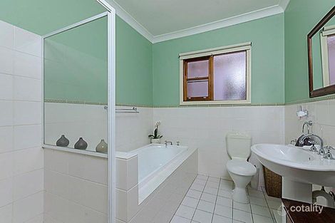 Property photo of 34 Victoria Street Rippleside VIC 3215