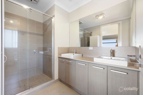 Property photo of 46 Highvale Crescent Berwick VIC 3806