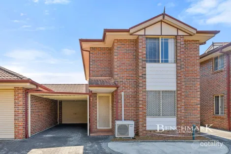 7/42 Wellwood Ave, Moorebank, NSW 2170