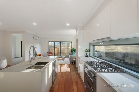 Property photo of 3/21 Banool Quadrant Doncaster East VIC 3109