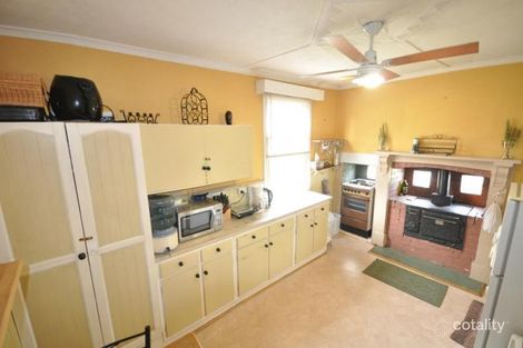 Property photo of 18 Raglan Street Maryborough VIC 3465