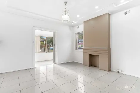 Property photo of 13 Balfour Road Narwee NSW 2209