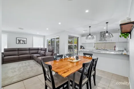Property photo of 10A Cassar Crescent Cranebrook NSW 2749