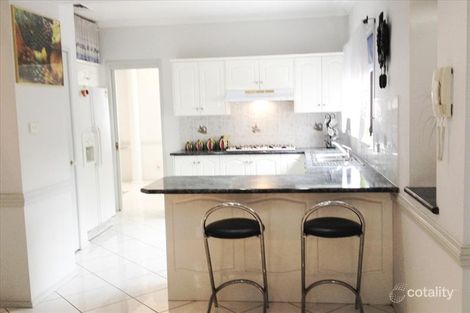Property photo of 8 Kneale Close Edensor Park NSW 2176