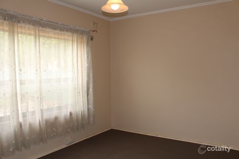 Property photo of 73 Lake Terrace East Mount Gambier SA 5290