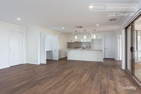 Property photo of 49 Lingiari Drive Lloyd NSW 2650