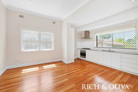 Property photo of 20 Ivanhoe Road Croydon NSW 2132