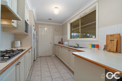 Property photo of 5 Angus Place Orange NSW 2800