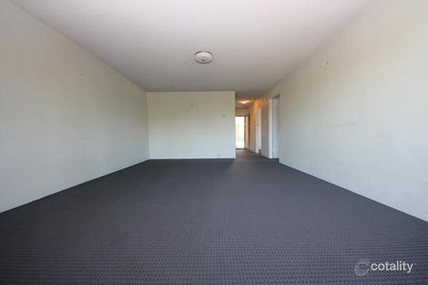 Property photo of 16/4 Marine Parade Southport QLD 4215