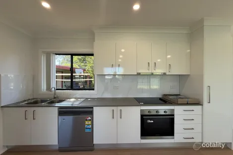 3 Wattle Ave, North St Marys, NSW 2760