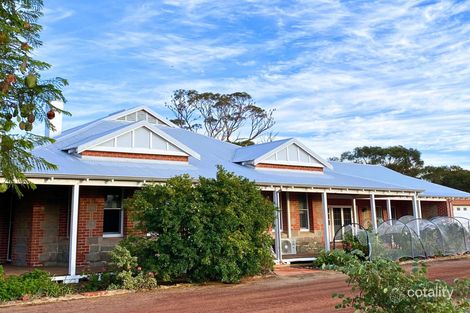 Property photo of 1 King Street Kellerberrin WA 6410