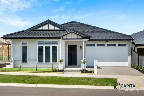Property photo of 8 Azalea Street Wallan VIC 3756