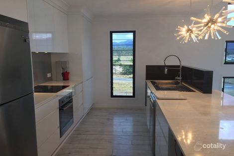 Property photo of 4 Spinnaker Court Cannonvale QLD 4802