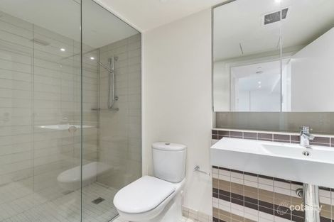 Property photo of 1C/8 Waterside Place Docklands VIC 3008