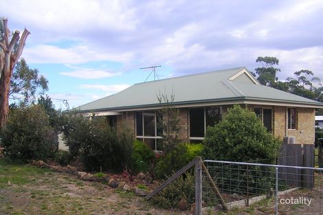 Property photo of 9 Eighth Avenue Dodges Ferry TAS 7173