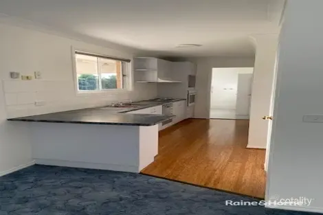 Property photo of 54 Abercrombie Drive Abercrombie NSW 2795