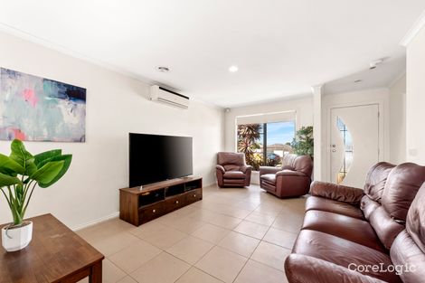 Property photo of 31 Ayesha Rise Pakenham VIC 3810