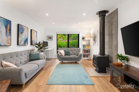 Property photo of 16 Nundah Drive Eltham VIC 3095