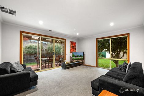 Property photo of 32 Augustus Drive Berwick VIC 3806