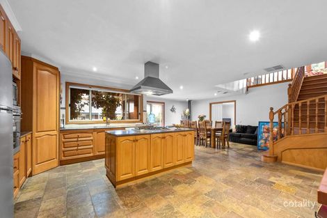 Property photo of 32 Augustus Drive Berwick VIC 3806