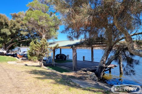 5 Strain Glen, South Yunderup, WA 6208