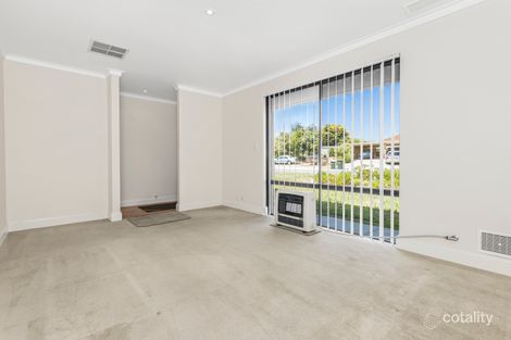 Property photo of 4 Lyndon Court Heathridge WA 6027