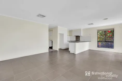 Property photo of 19 Farfalla Way Tarneit VIC 3029