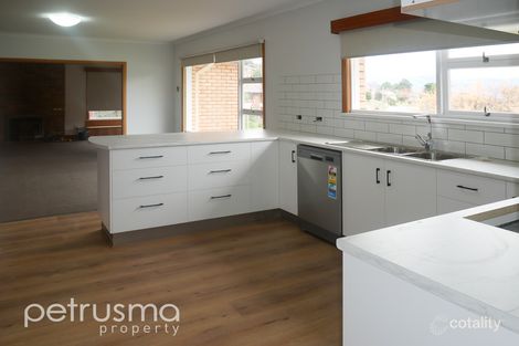 Property photo of 38 Henley Street Lindisfarne TAS 7015