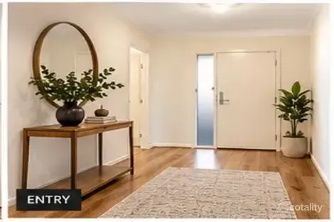 Property photo of 6 Harper Crescent Cranbourne West VIC 3977